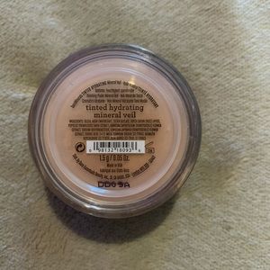 Bare Minerals Tinted Mineral Veil